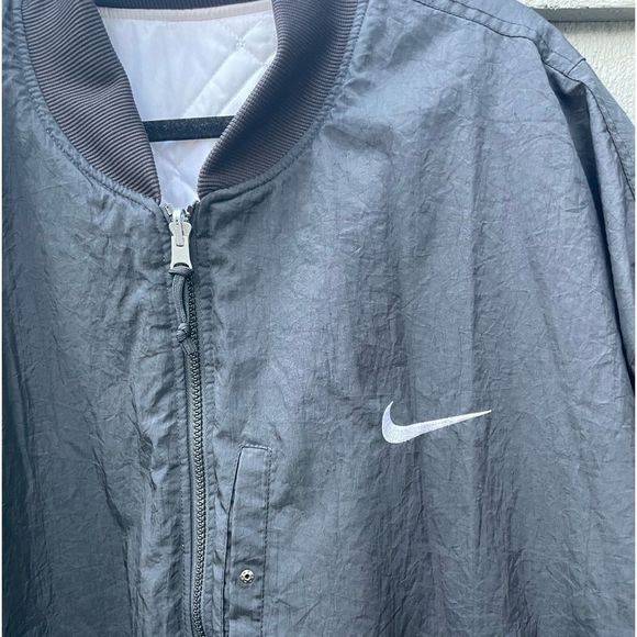 Vintage 90’s big Swoosh Quilted Reversible Jacket - Picture 4 of 16